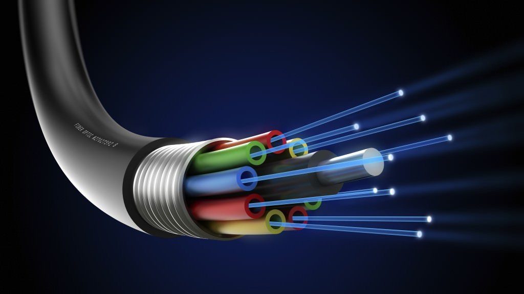 How does Fibre Optic Internet Work? | iTel Networks Inc.