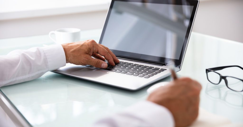 You can choose the right business internet connection with this easy guide.
